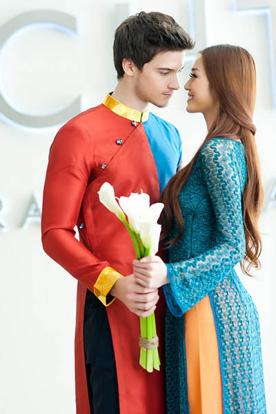 Người mẫu Kh&aacute;nh My , Người mẫu Francisco